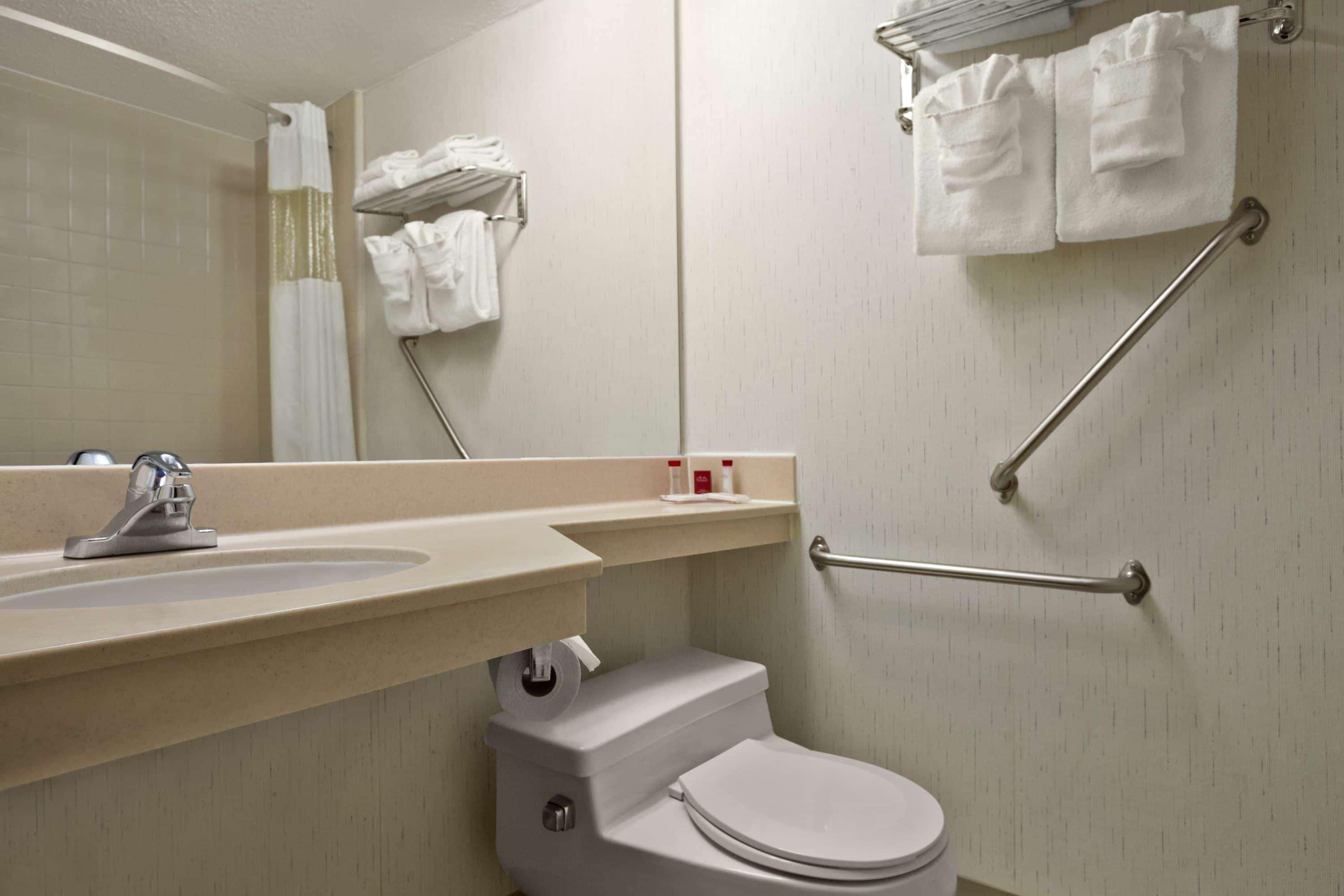 Ramada By Wyndham Grand Junction Otel Dış mekan fotoğraf